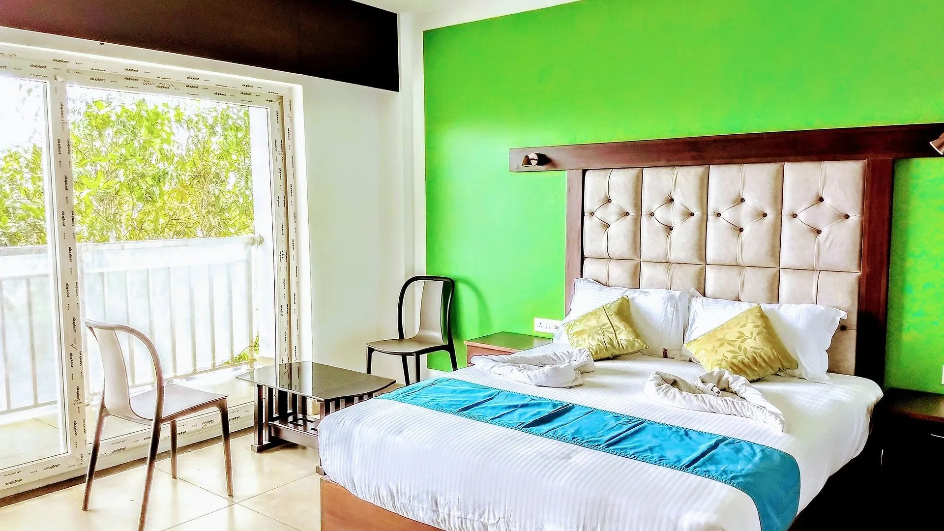 Hotel The Lake View Munnar